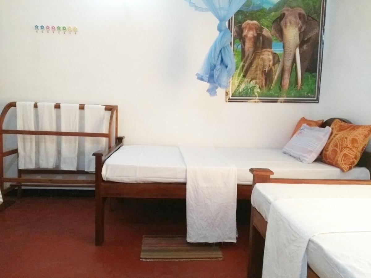 Pawansa Home Stay Habarana Extérieur photo